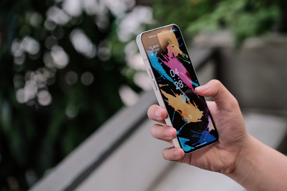 Обзор Nothing Phone 1: стиль и инновации в одном устройстве
